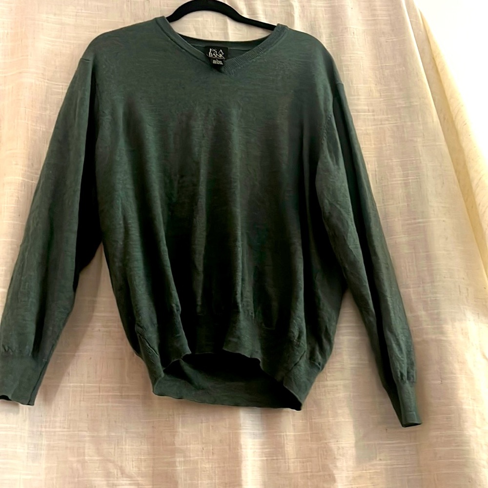 Mens V-neck sweater